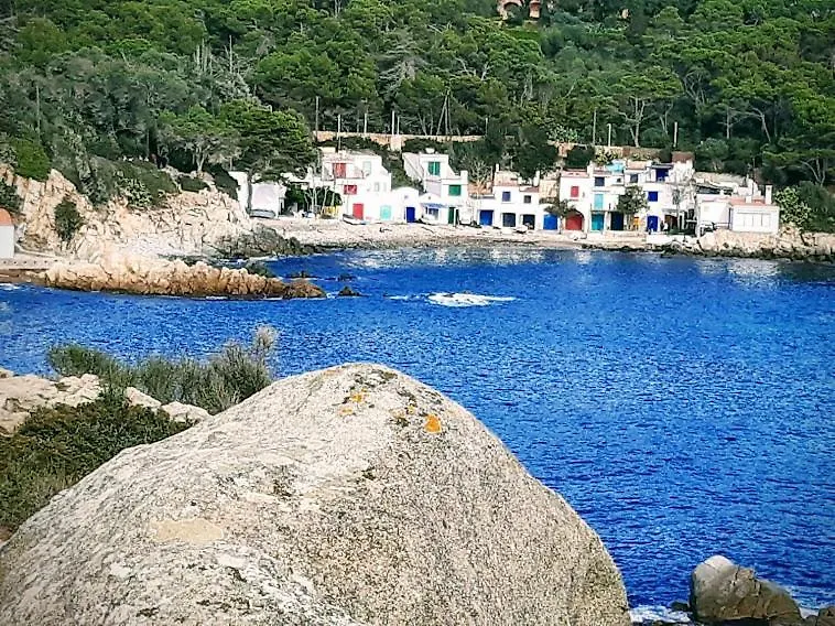 Apartamento Orient en Palamós tercera línea de mar España
